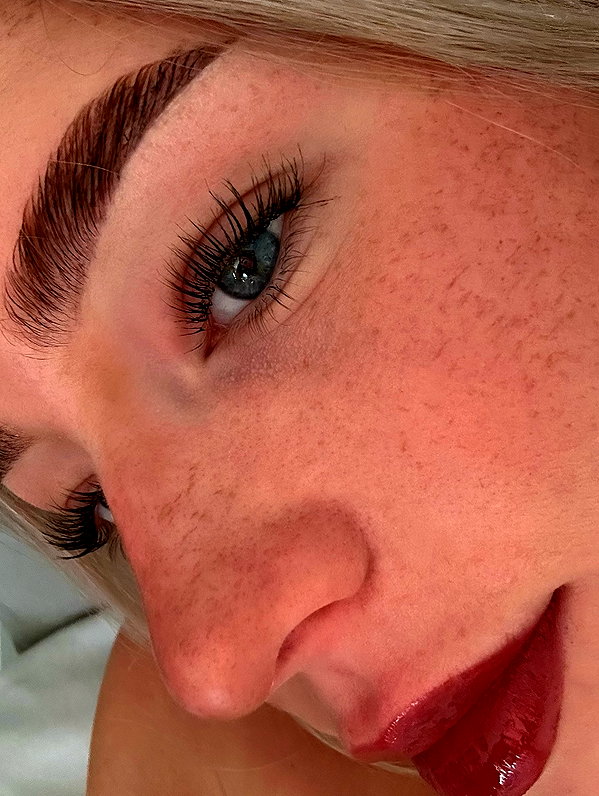 nina.kxs instagram image archive image