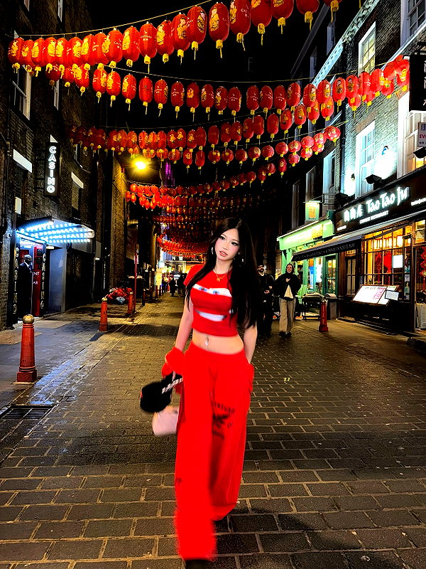 joycee.e instagram image archive image