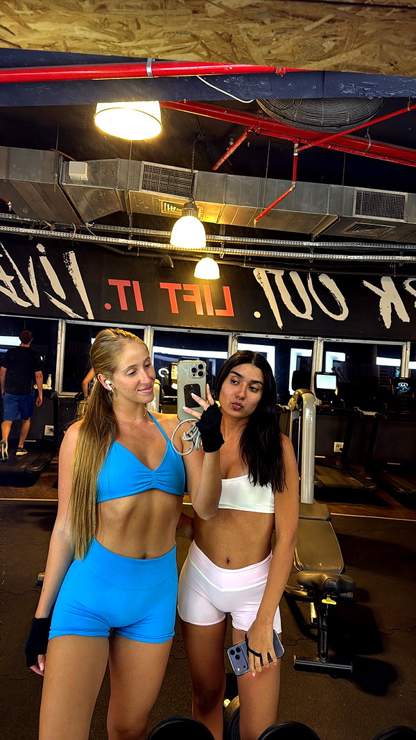 shani.zeltzer instagram image archive image