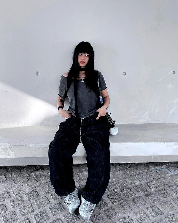 connie.01j instagram image archive image