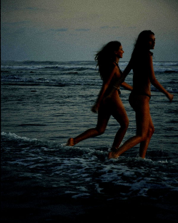 pia__kim instagram image archive image