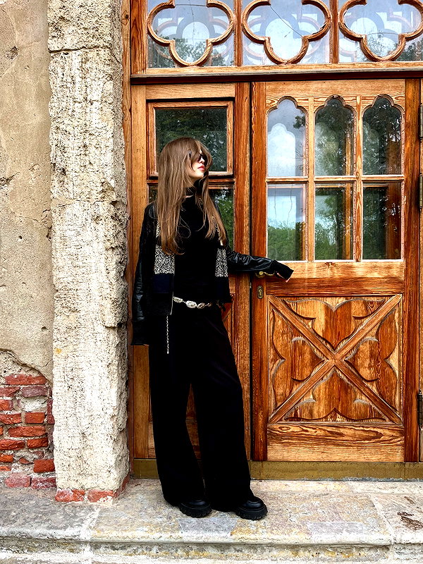 llinolinaa instagram image archive image