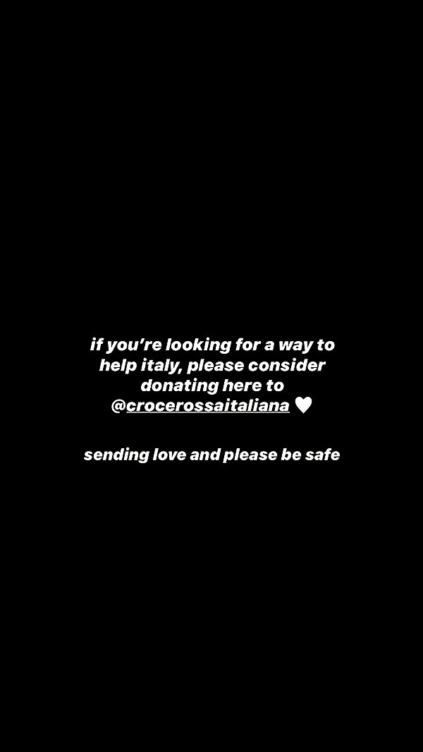 arianagrande instagram image archive image