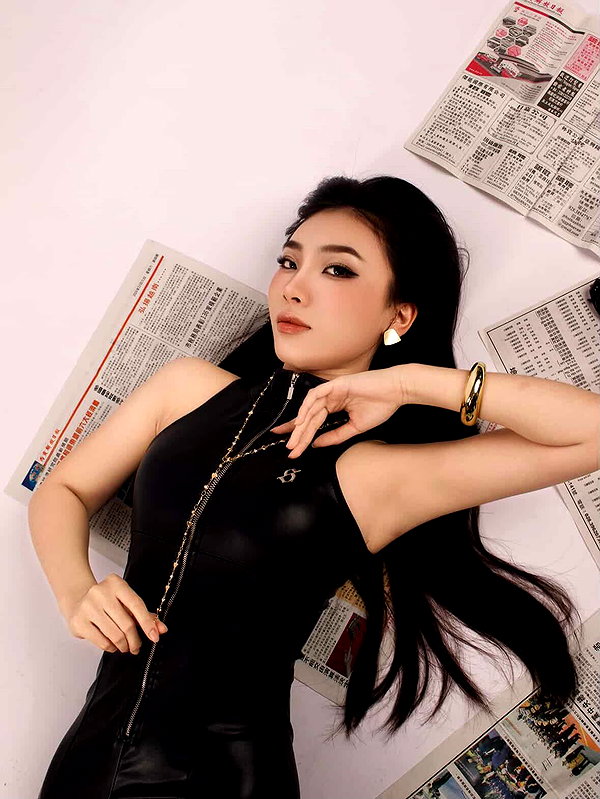 lyhythuedoxinh instagram image archive image