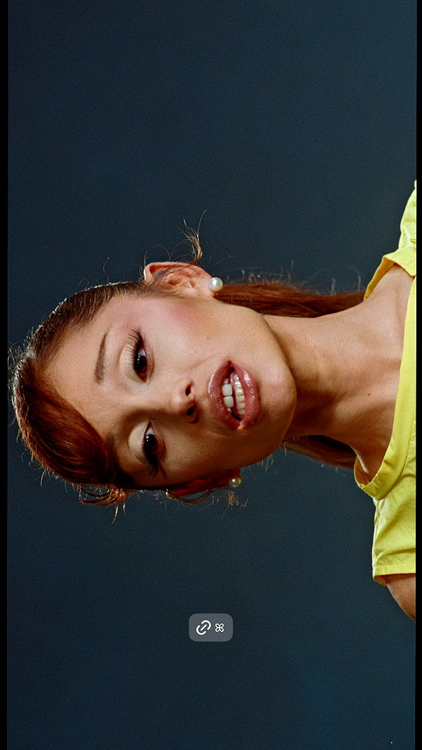 arianagrande instagram image archive image