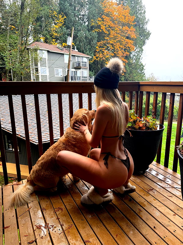 allie_dunn instagram image archive image