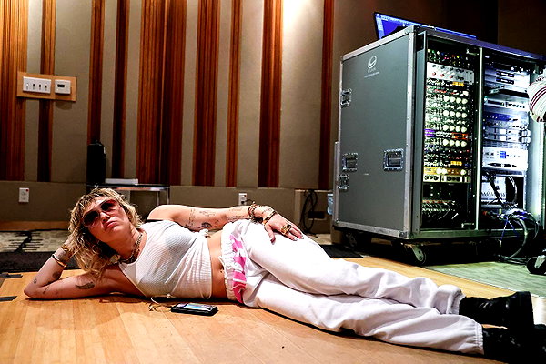 mileycyrus instagram image archive image