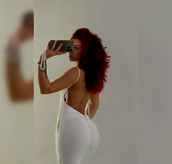 miss_insta_x.18 instagram image archive image