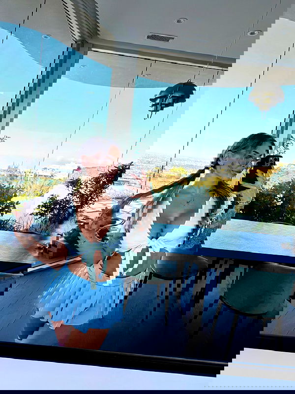 itshayleydavies itshayleydavies archive image