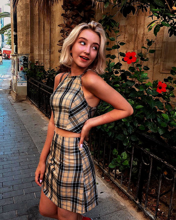 veroni22ka instagram image archive image