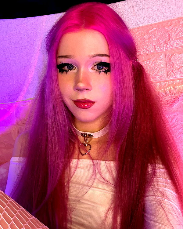 tiny.eviluv instagram image archive image