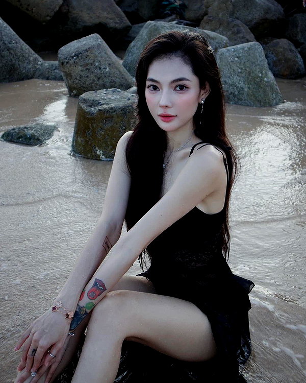lyhythuedoxinh instagram image archive image
