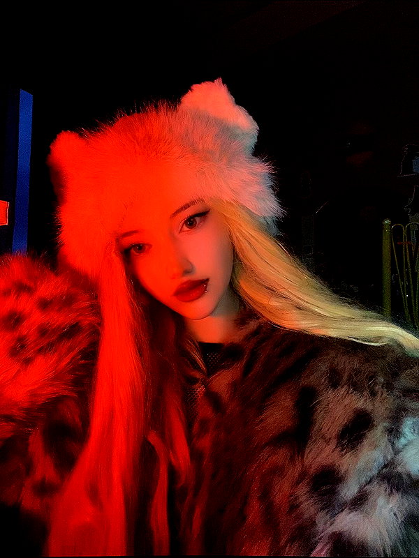 madamist_ instagram image archive image