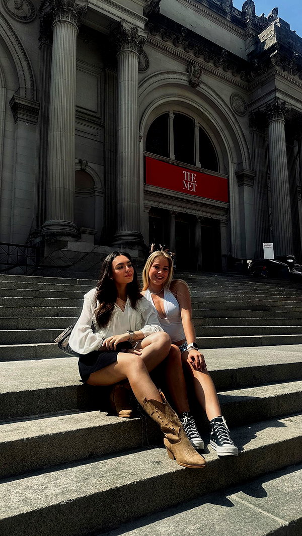 annabottoo instagram image archive image