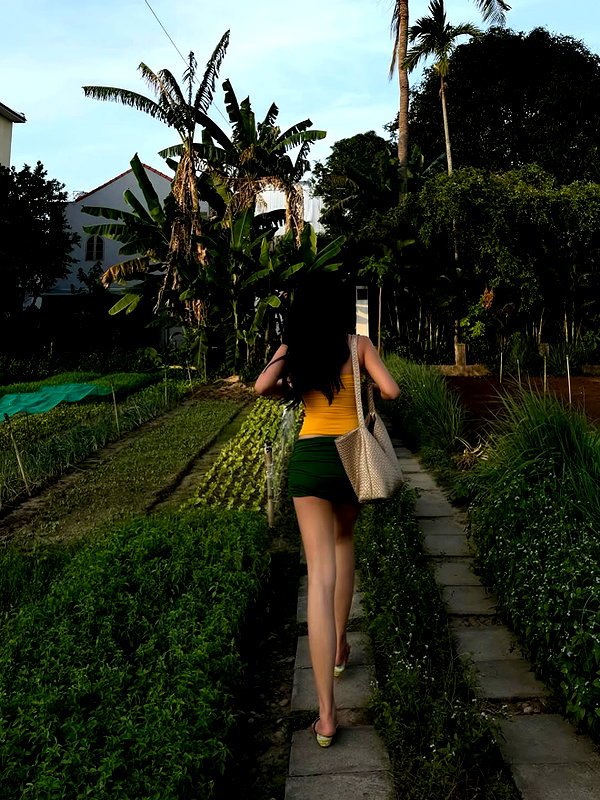 lyhythuedoxinh instagram image archive image
