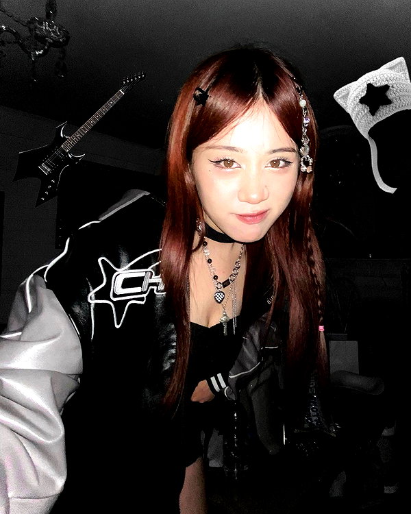is2tian instagram image archive image