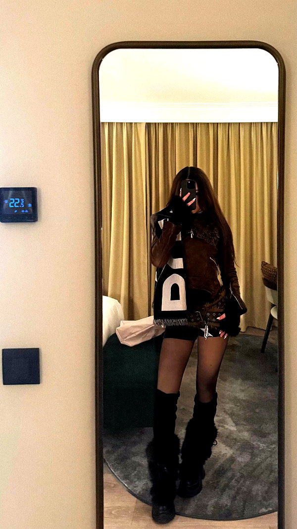 joycee.e instagram image archive image