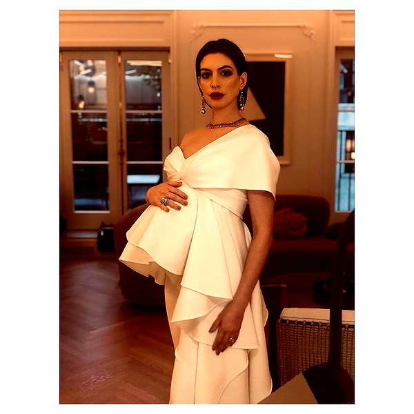 annehathaway instagram image archive image