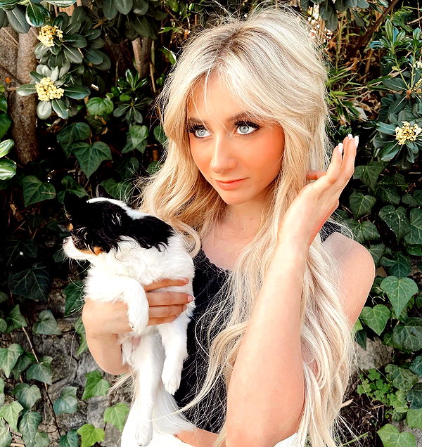ellianawalmsley instagram image archive image