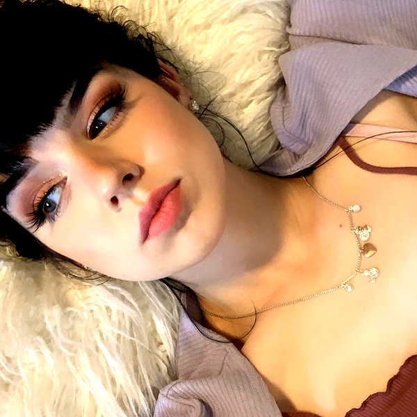 yeahimcaroline instagram image archive image