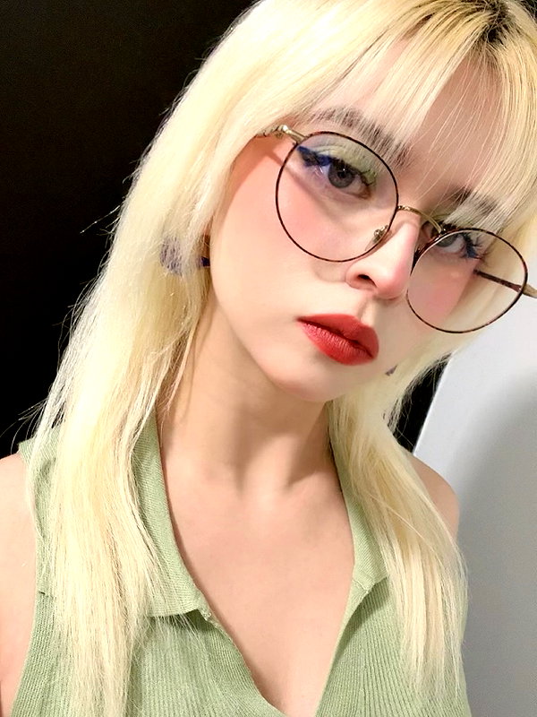 luly1980s instagram image archive image
