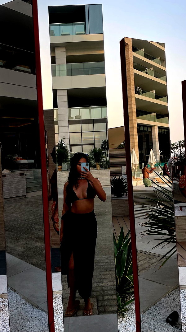 viki_dominev instagram image archive image