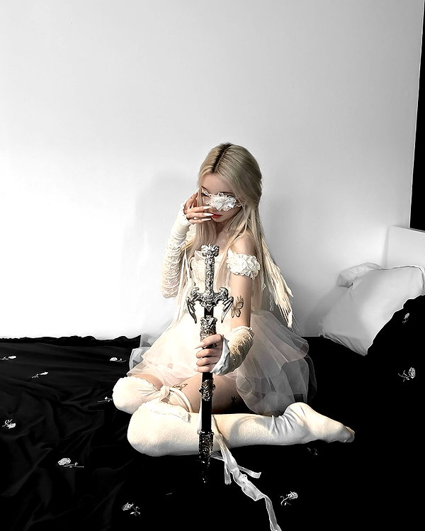 _lia.moon archive image