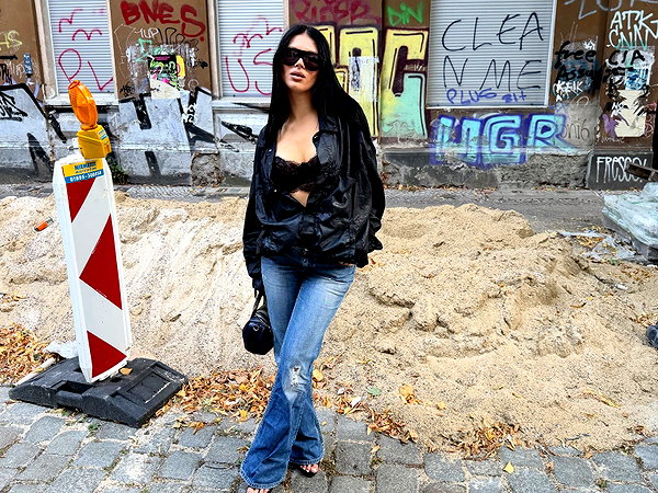 karolinaawasik instagram image archive image