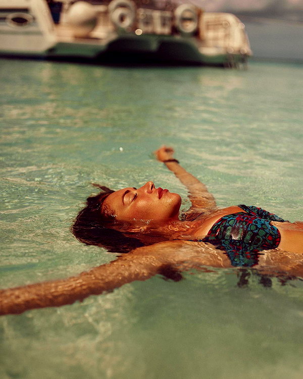 staskaranikolaou instagram image archive image