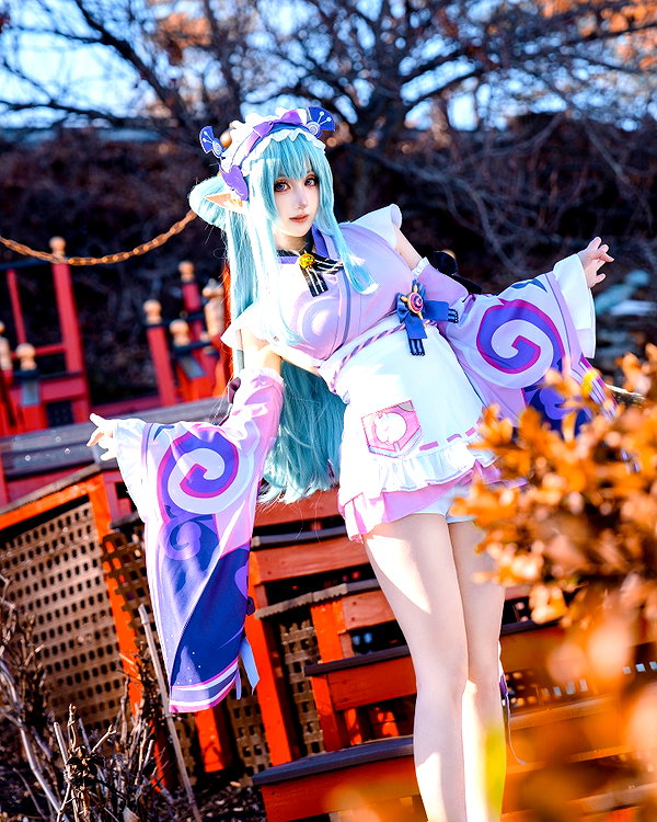 miee_cos instagram image archive image