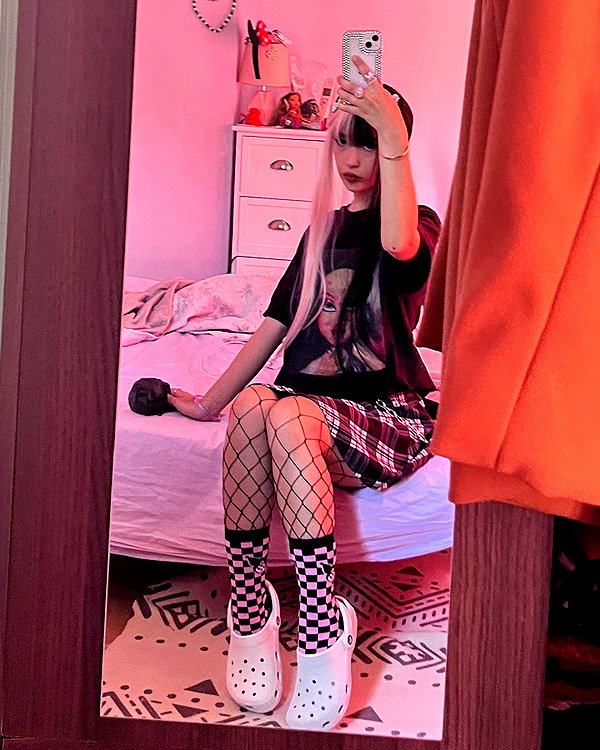 noa2000oooo instagram image archive image