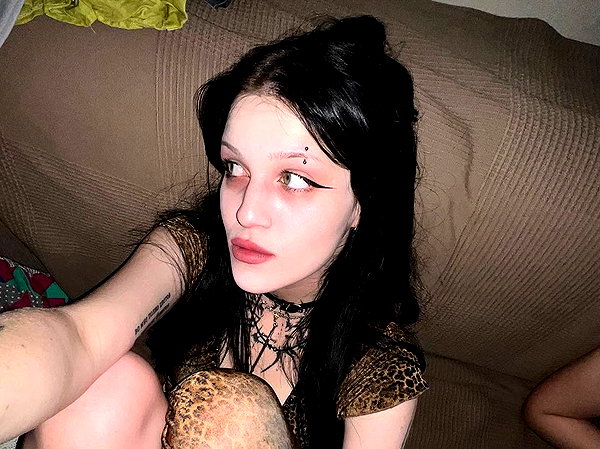 dalivrot instagram image archive image