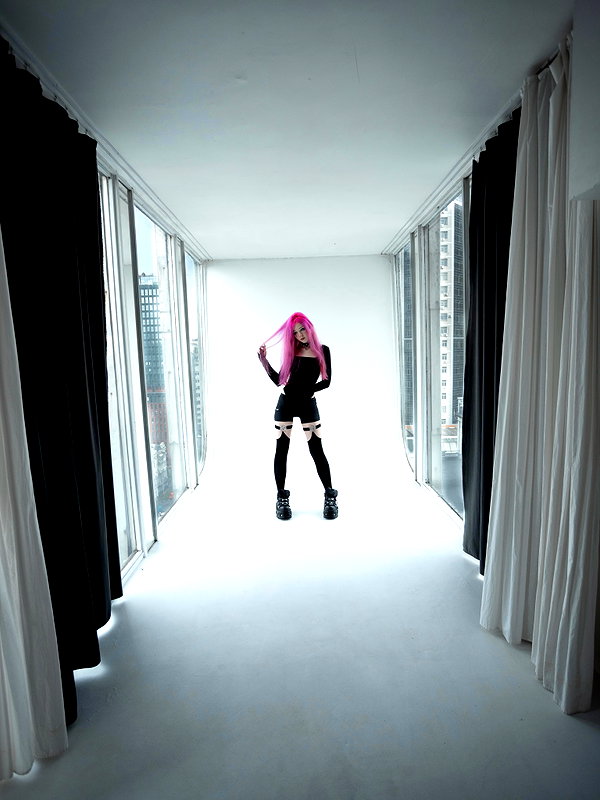 tiny.eviluv instagram image archive image