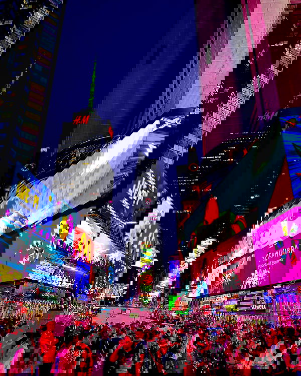 itshayleydavies itshayleydavies archive image