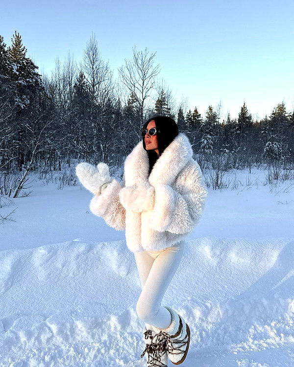 zoeliss instagram image archive image