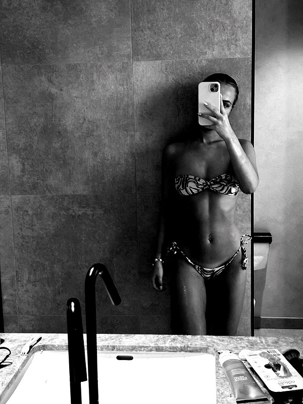 0emmamac instagram image archive image