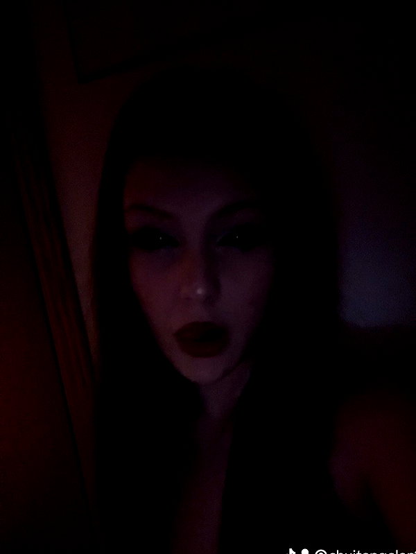 kimberr_0000 instagram image archive image