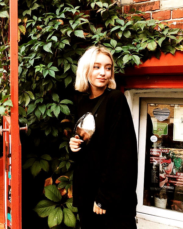 veroni22ka instagram image archive image