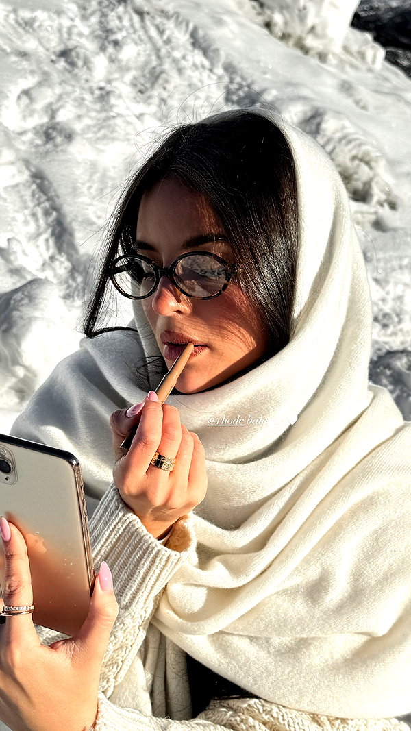 zoeliss instagram image archive image