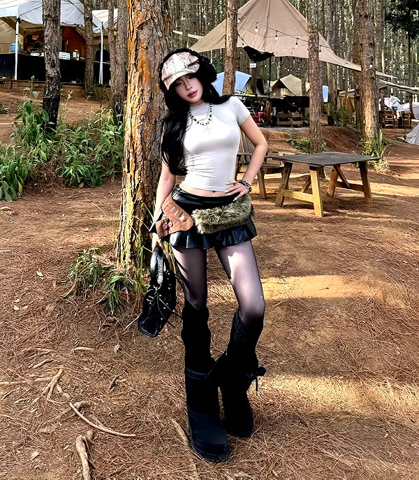 lyhythuedoxinh instagram image archive image