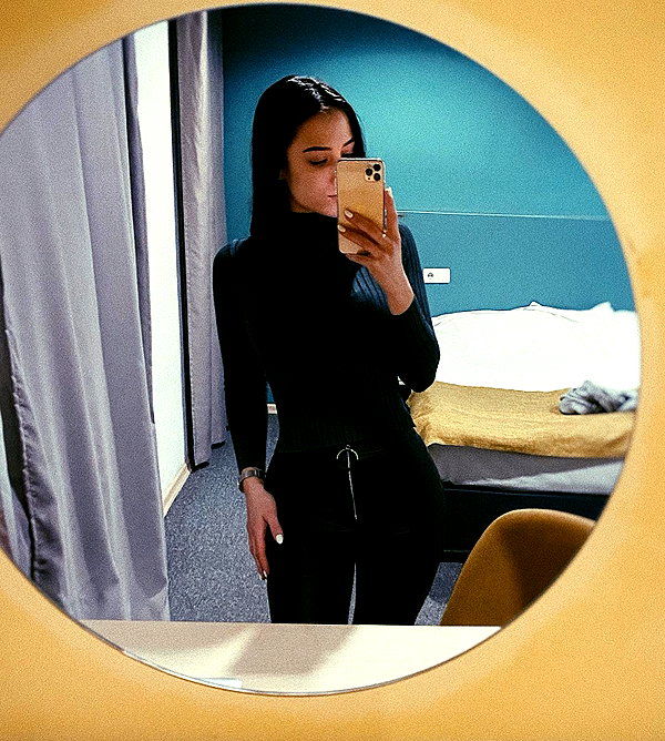 marii.a_v instagram image archive image
