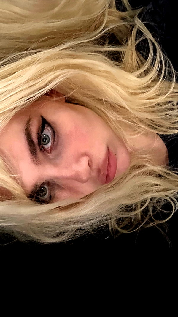 anya4everr instagram image archive image
