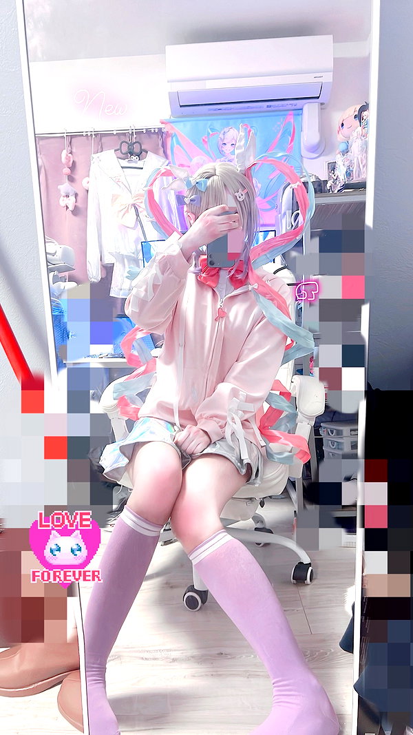 purinn_cos instagram image archive image