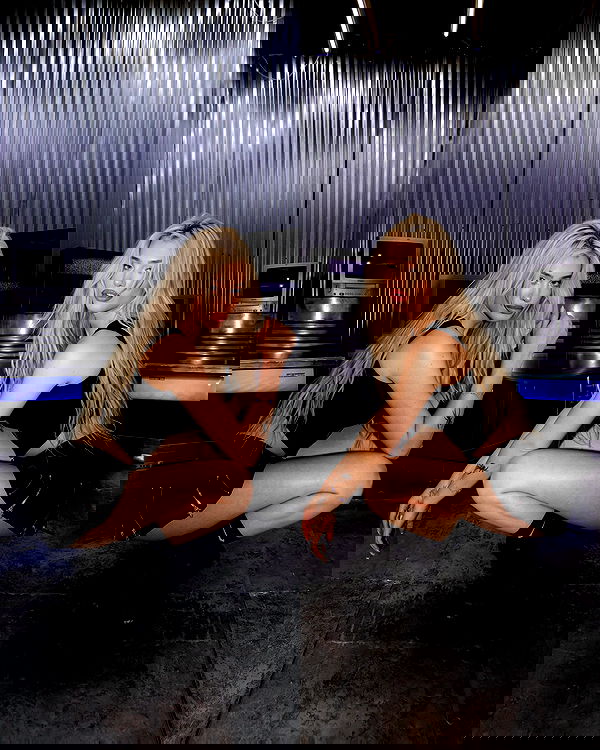 alexandramarianna alexandramarianna archive image