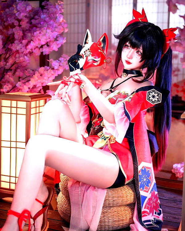 gallery_cosplayer instagram image archive image