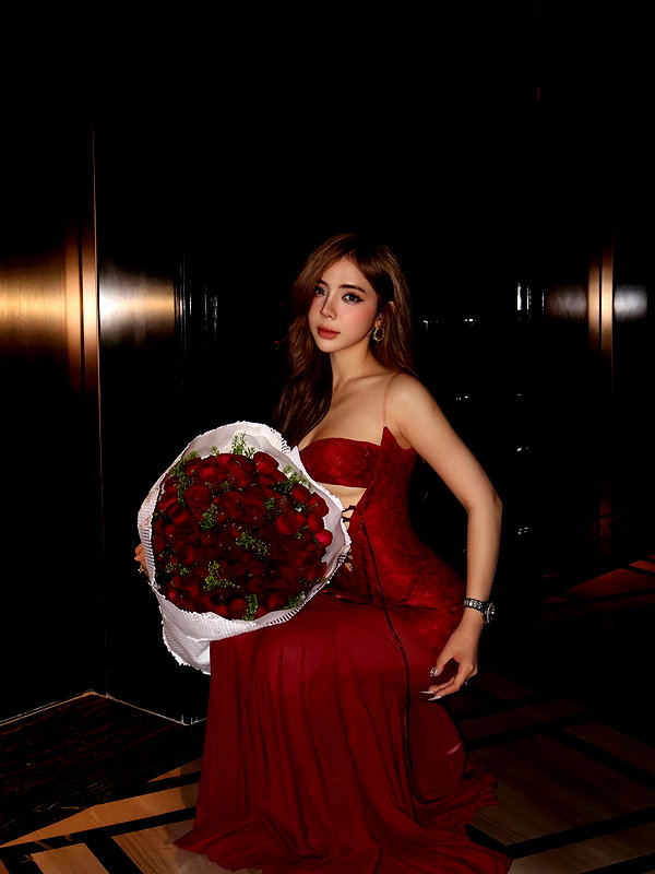 lyhythuedoxinh instagram image archive image