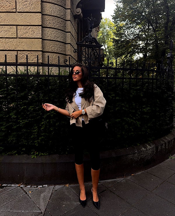 zoeliss instagram image archive image