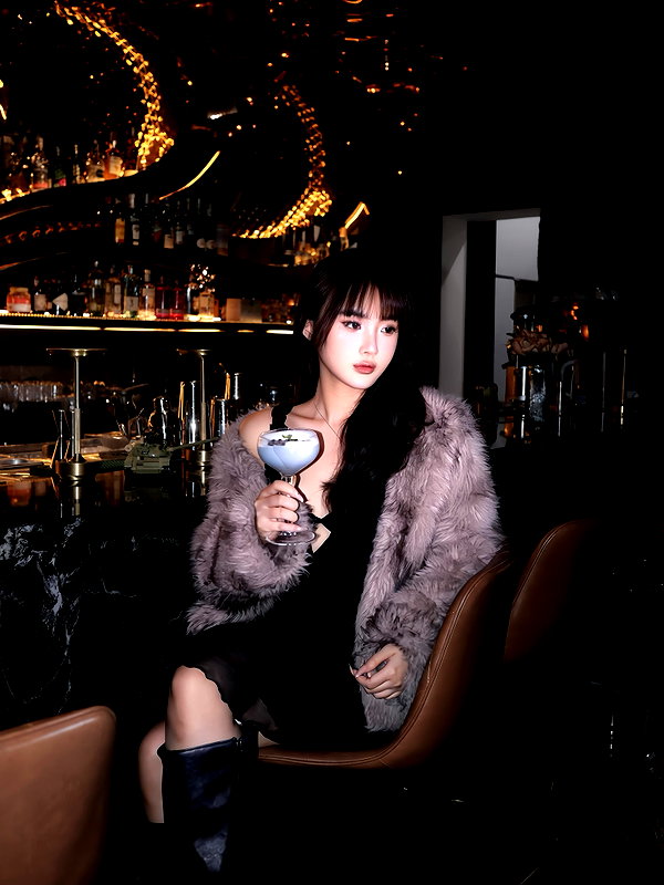 lyhythuedoxinh instagram image archive image
