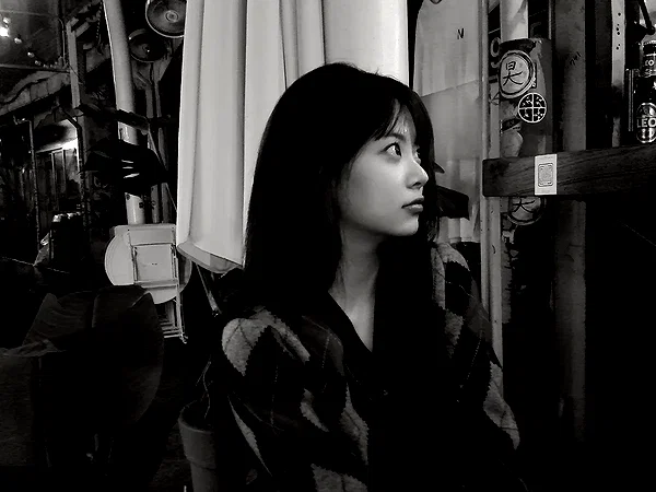 hhh.e_c.v instagram image archive image