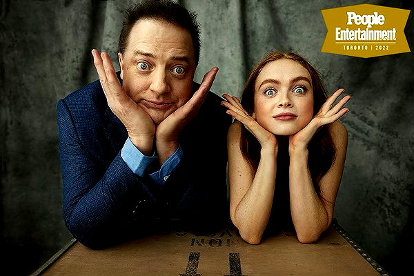 sadiesink_ instagram image archive image